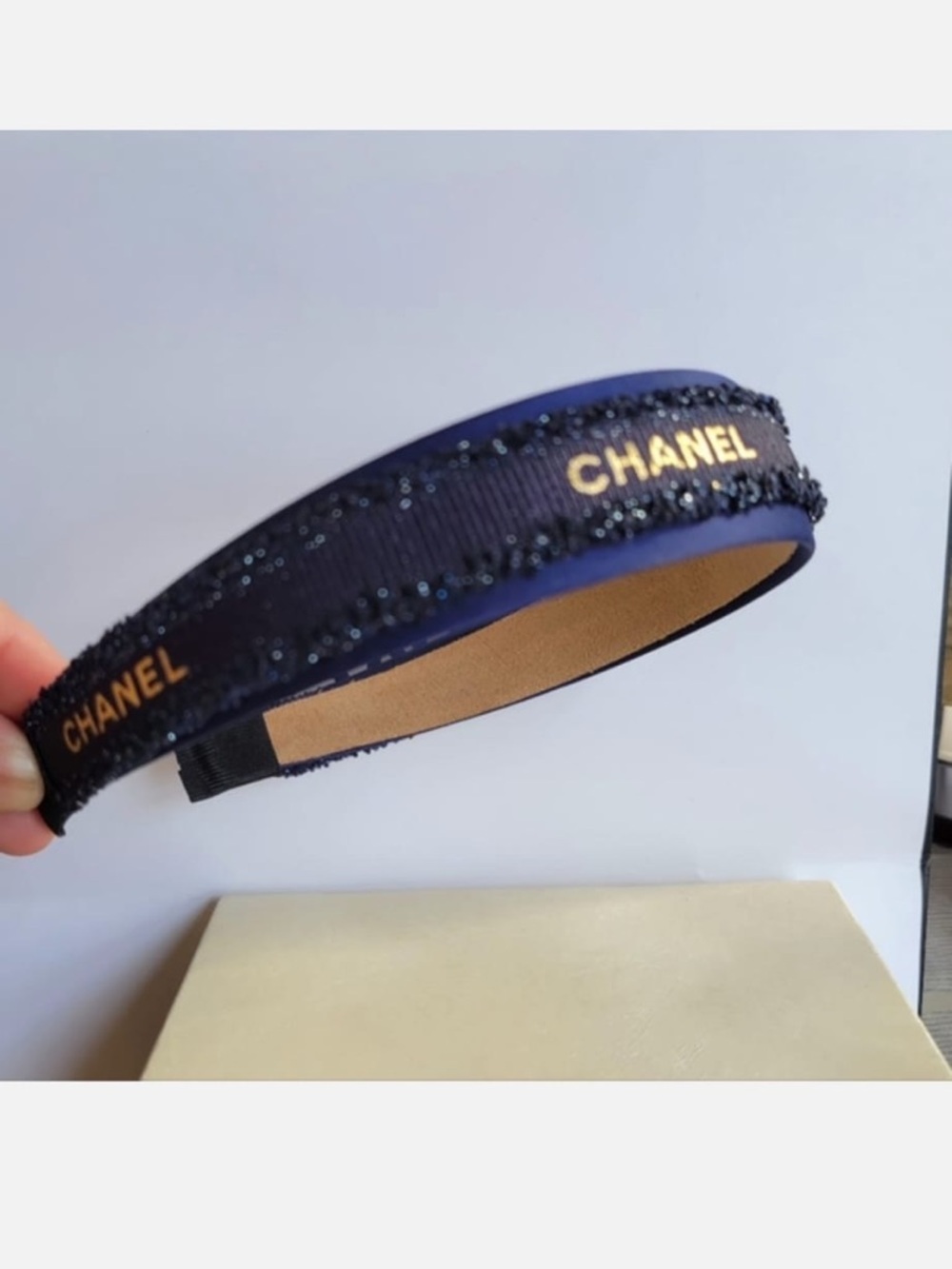 CHANEL Navy Blue Ribbon - Picture 2 of 6